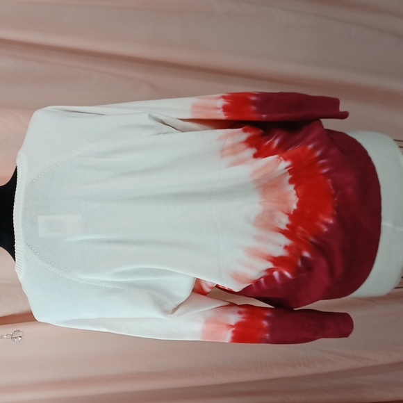 Torrid Tie Dye Raglan Pullover NWT - Picture 3 of 6